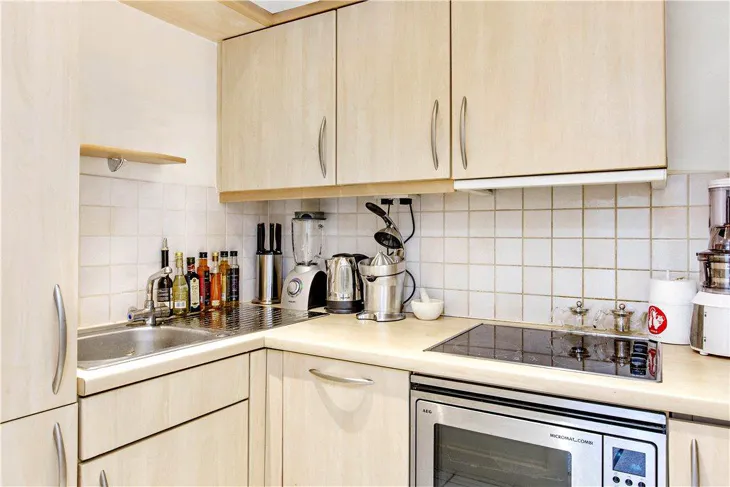 Flat Gunter Grove in Greater London