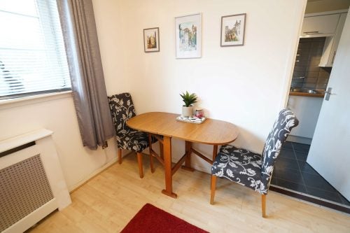 Flat Grandfield in City of Edinburgh