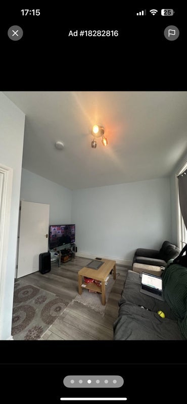 Room Tollington Way in Greater London
