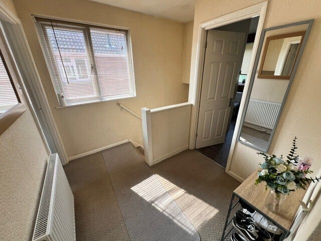 Flat Hillview Road in Minehead