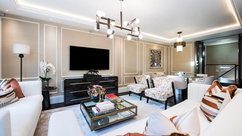 House Prince of Wales Terrace in Greater London