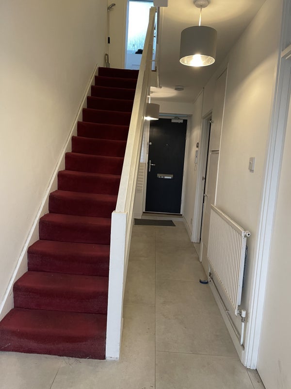 Room Concorde Way in Greater London