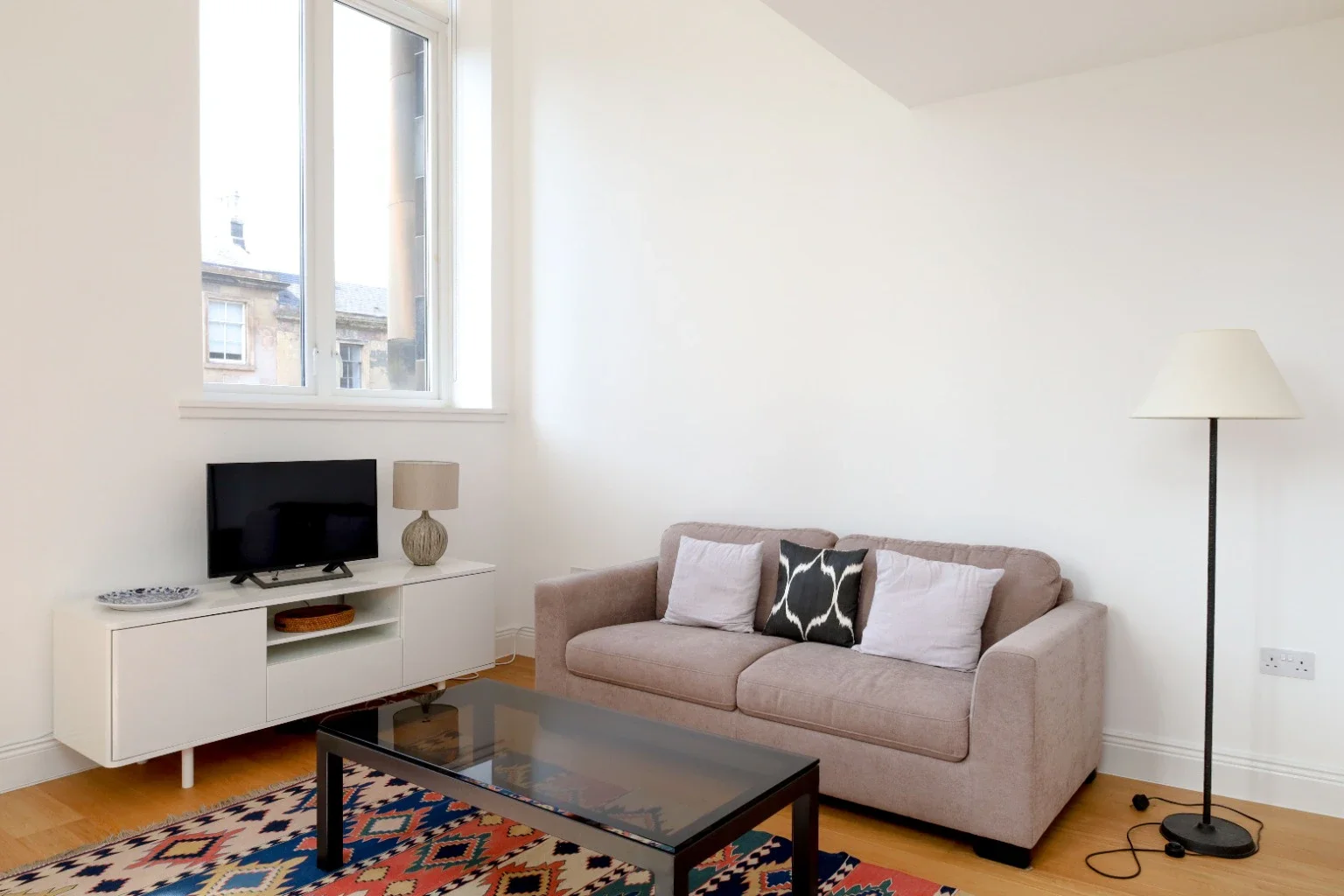 Flat Cecil Street in Glasgow