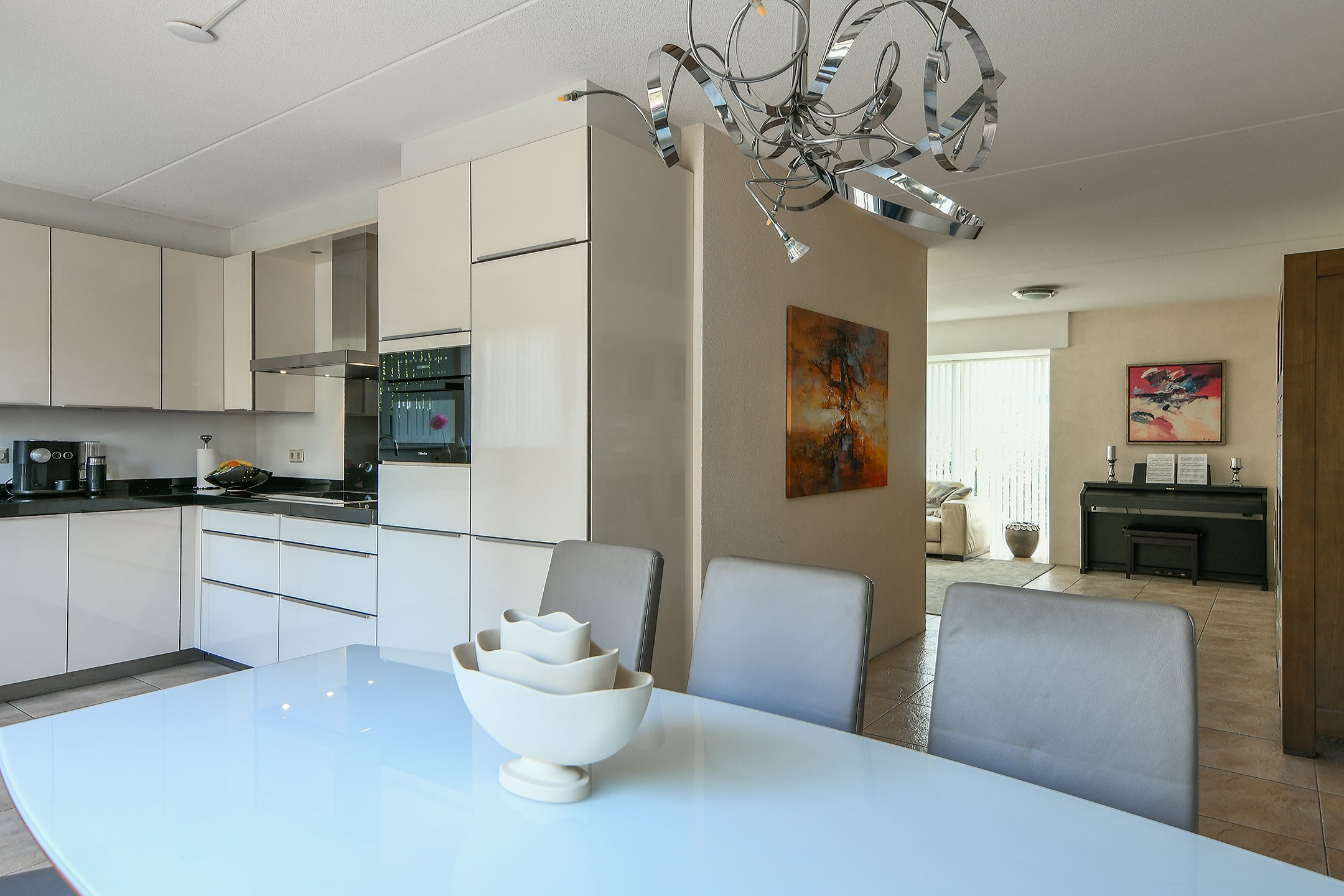 Vrijstaande woning te koop: Westhove 27, Hoofddorp