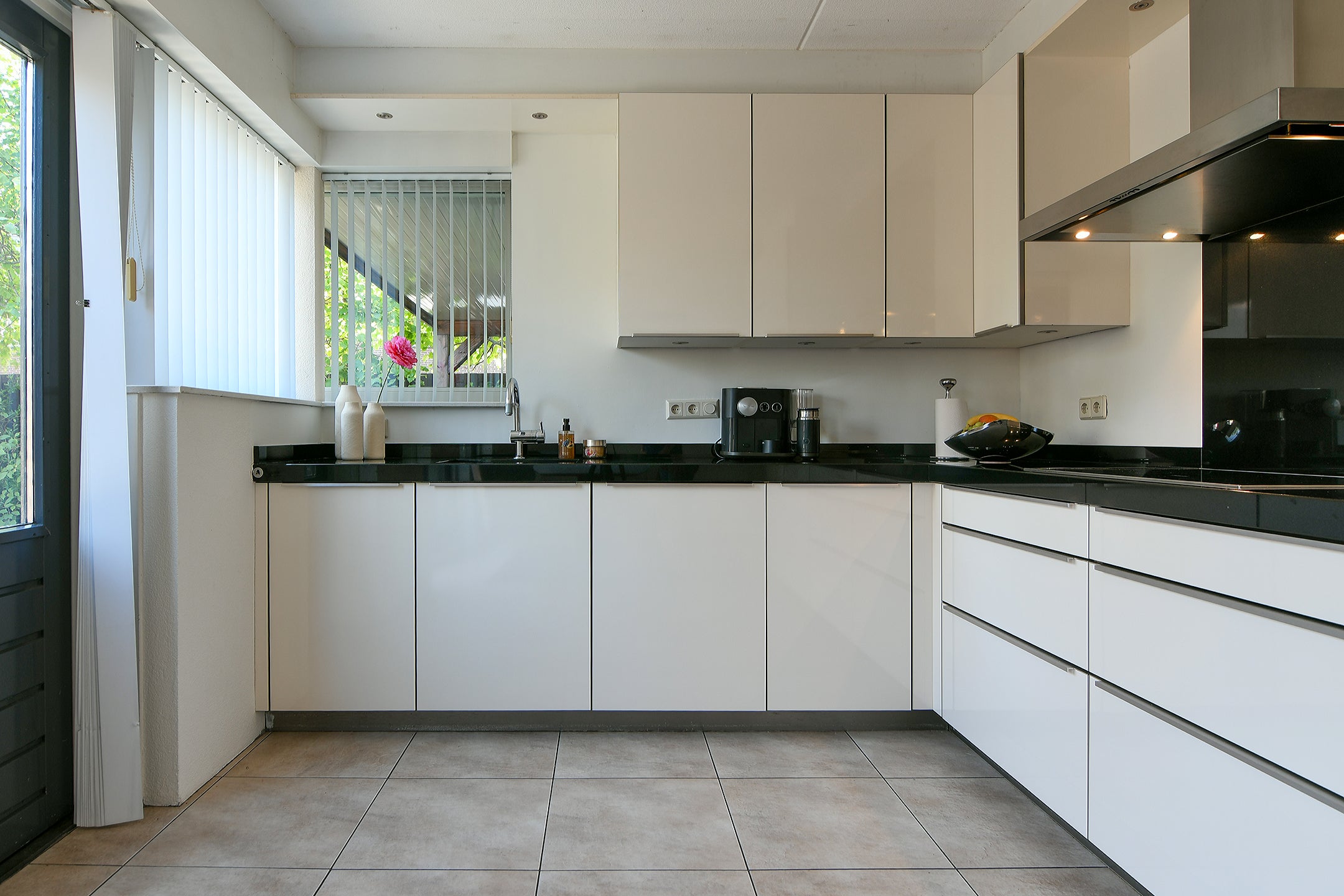 Vrijstaande woning te koop: Westhove 27, Hoofddorp