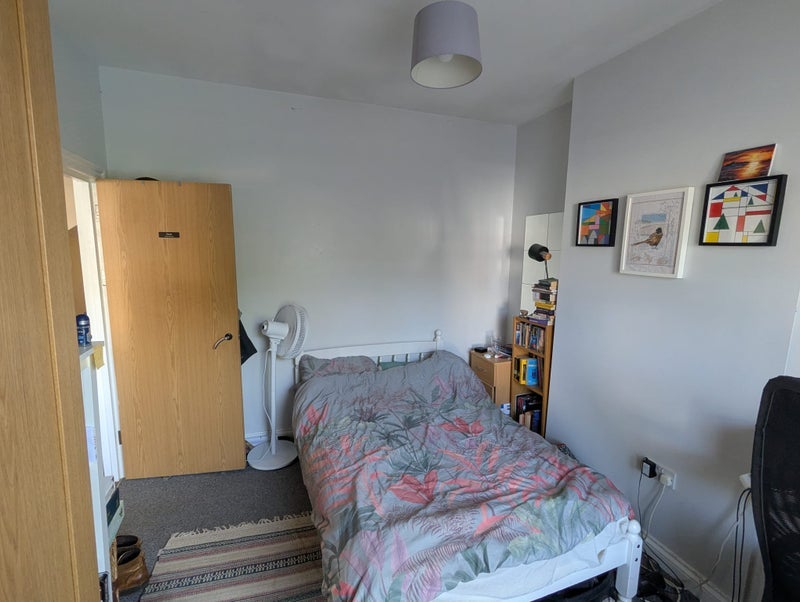Room Talygarn Street in Cardiff