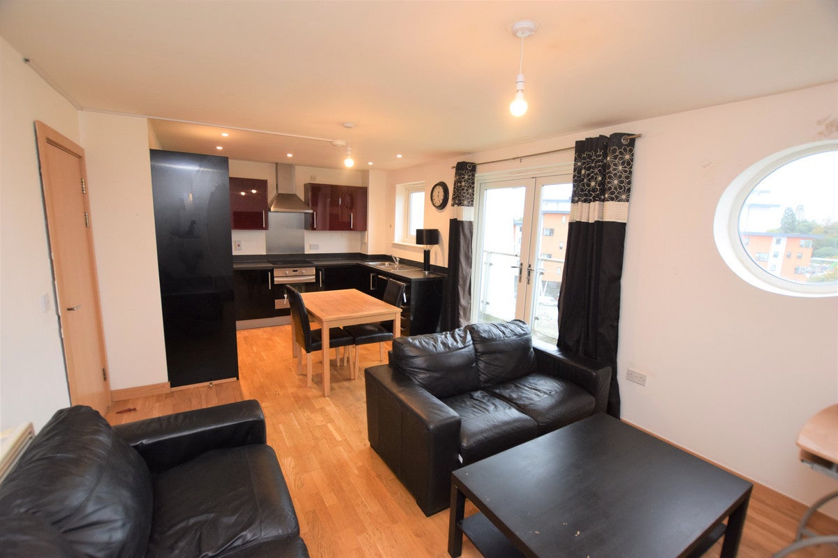 Flat Caelum Drive in Colchester