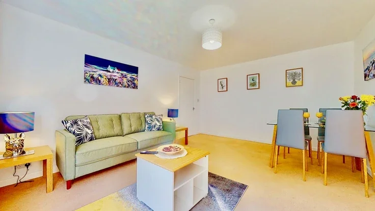 Flat Wells Close in Tunbridge Wells