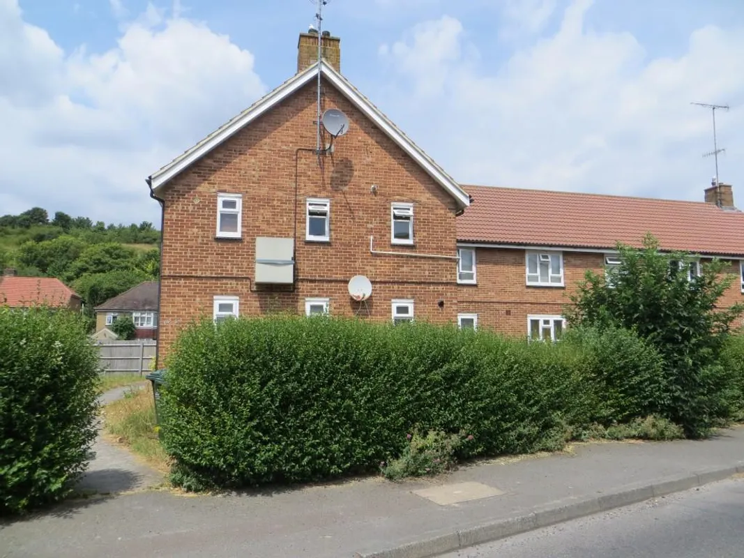Flat Lower Bevendean Avenue in Brighton