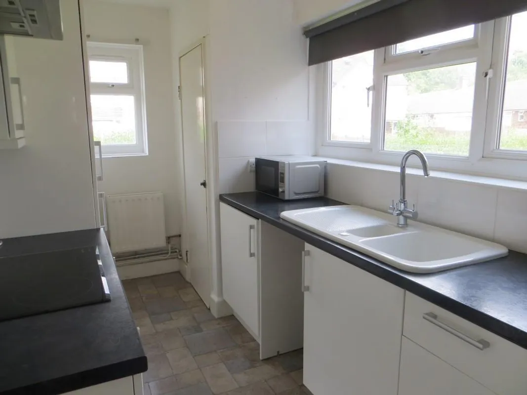 Flat Lower Bevendean Avenue in Brighton