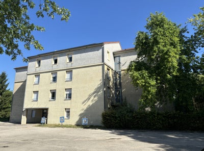 Chambre Place Robert Marcelpoil à Ambérieu-en-Bugey