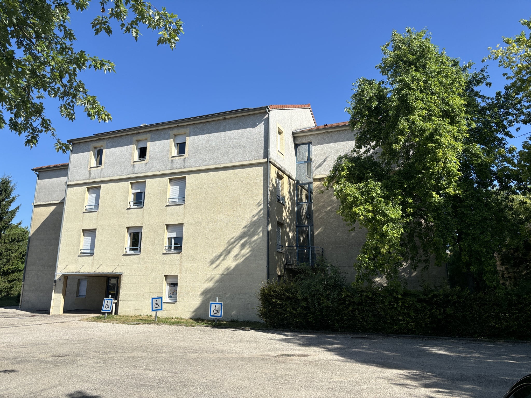 Room Place Robert Marcelpoil in Ambérieu-en-Bugey