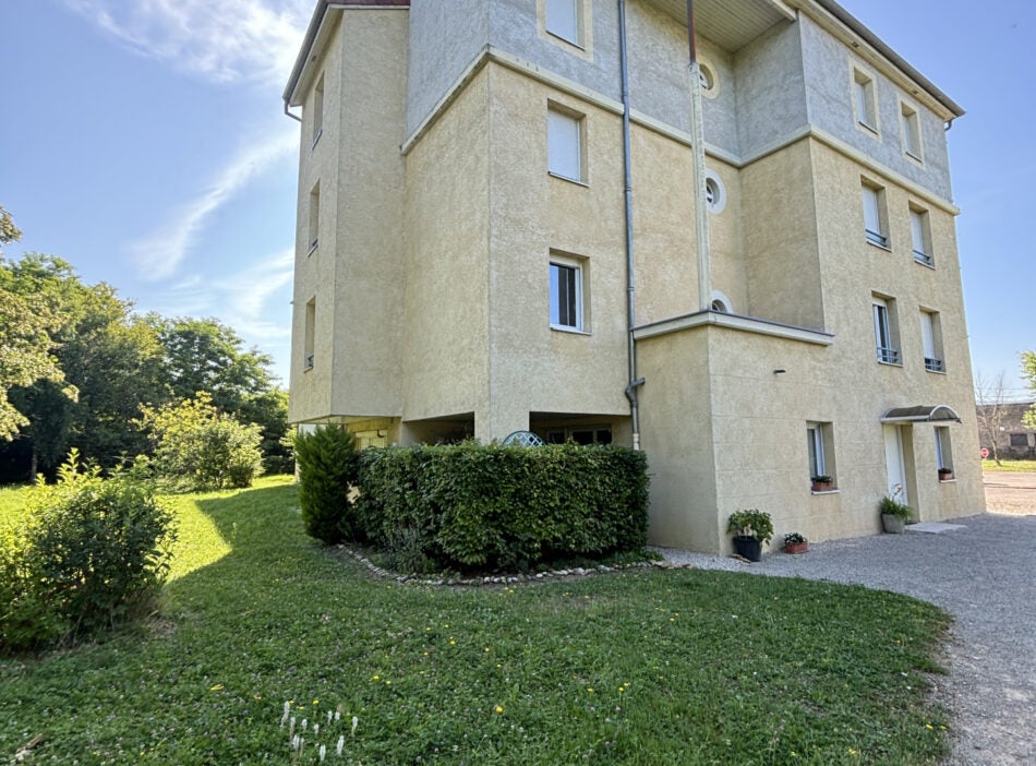 Chambre Place Robert Marcelpoil à Ambérieu-en-Bugey