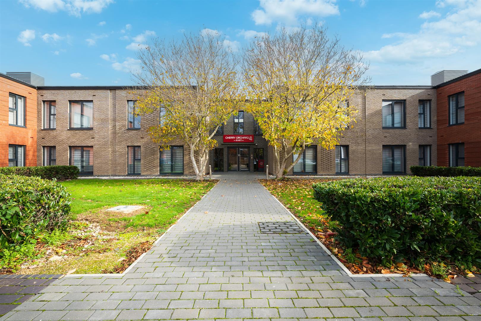 Flat Cherry Orchard East in Swindon