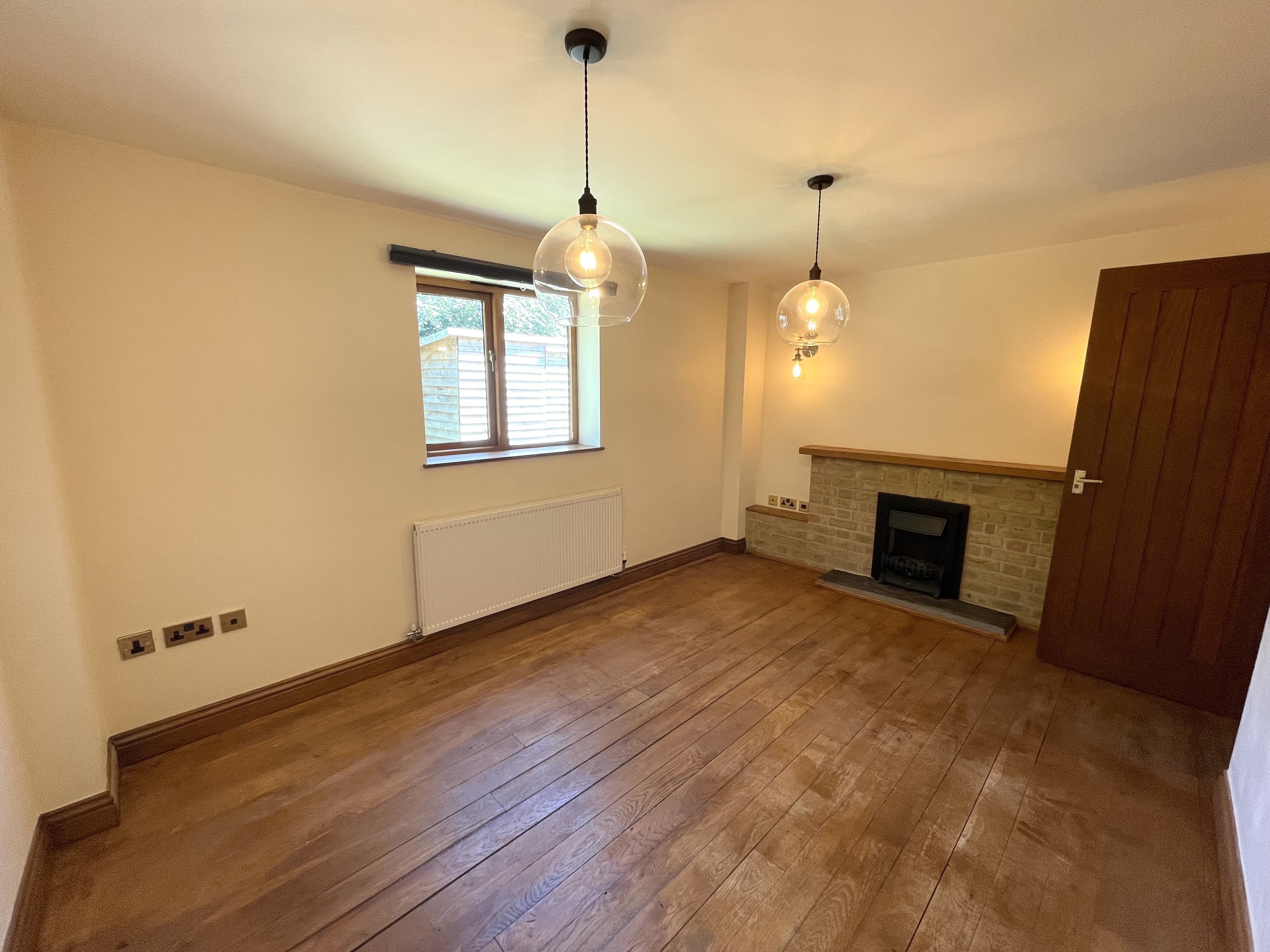 Flat Edial Lake Road in Lichfield