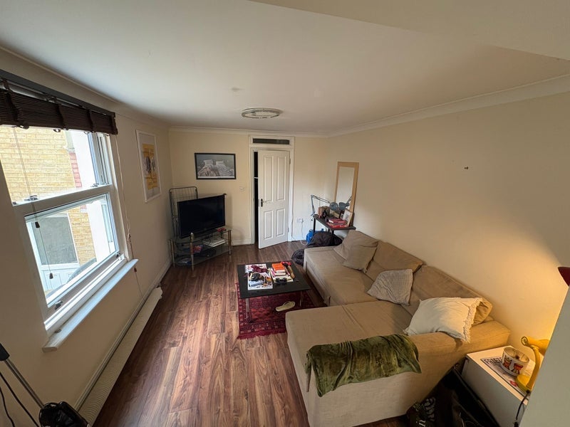 Room Thistlewaite Road in Greater London