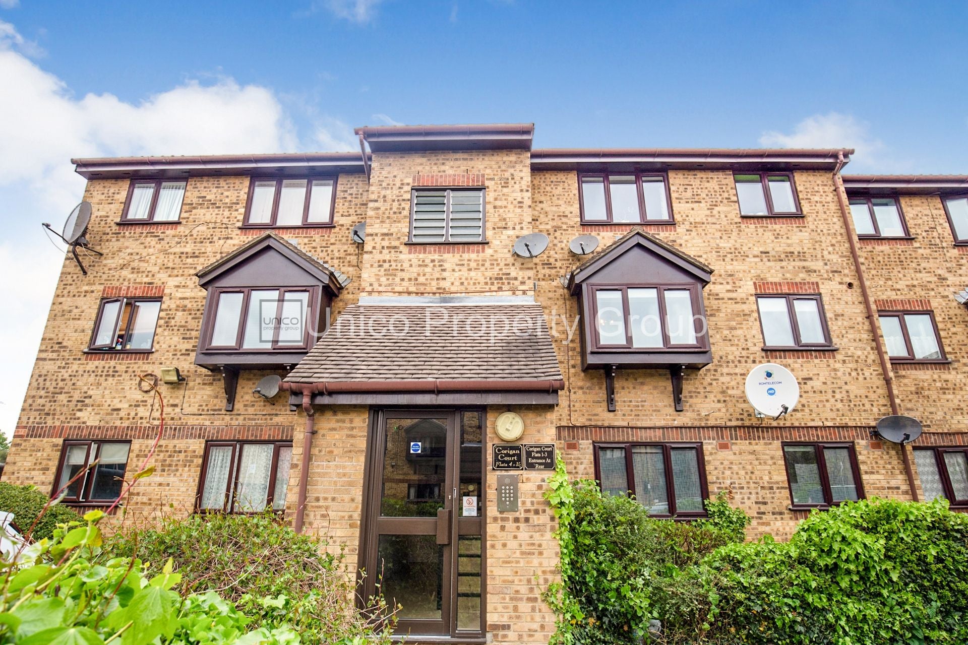 Flat Trinity Close in Greater London