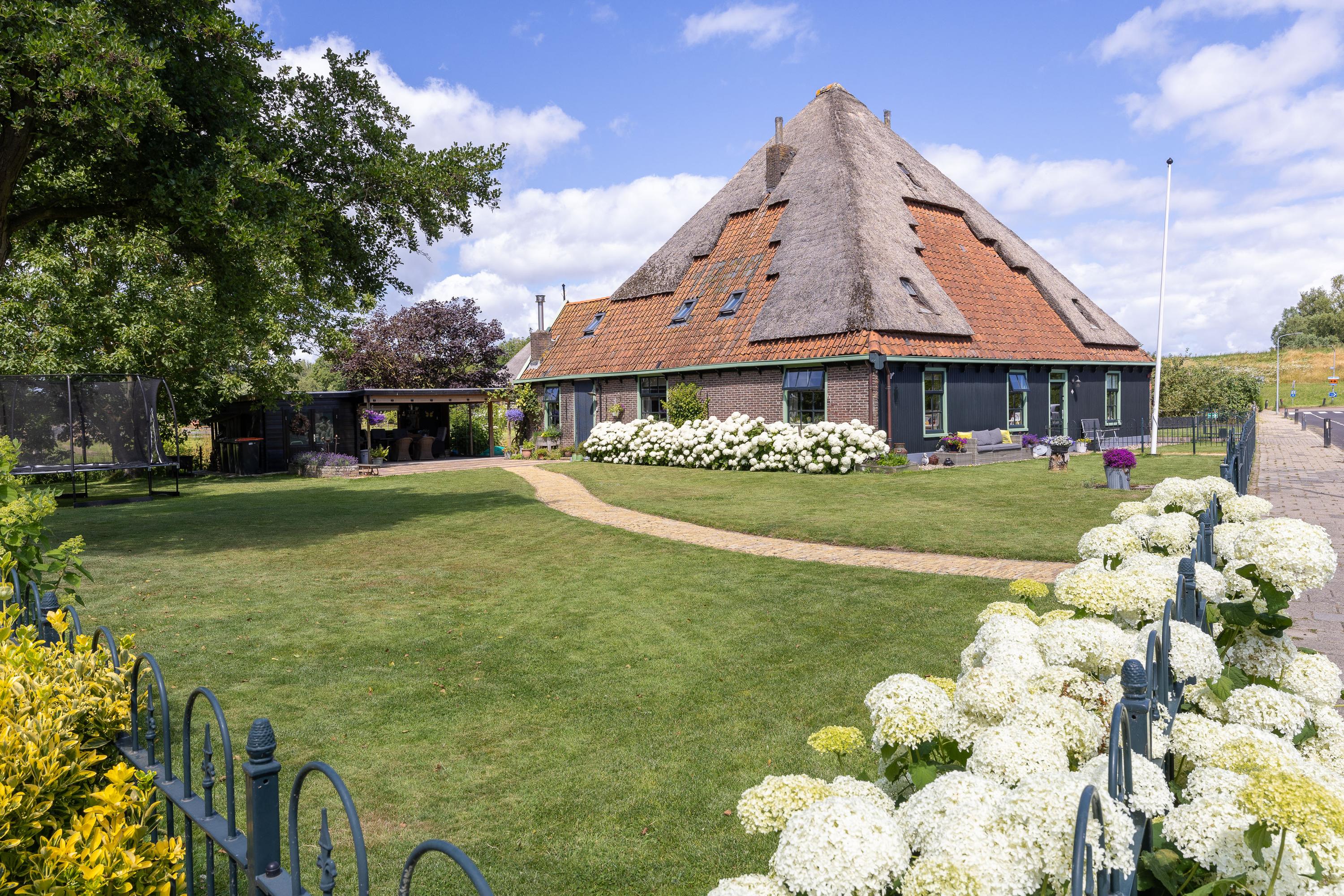 Huis Schoolweg 3 in Andijk