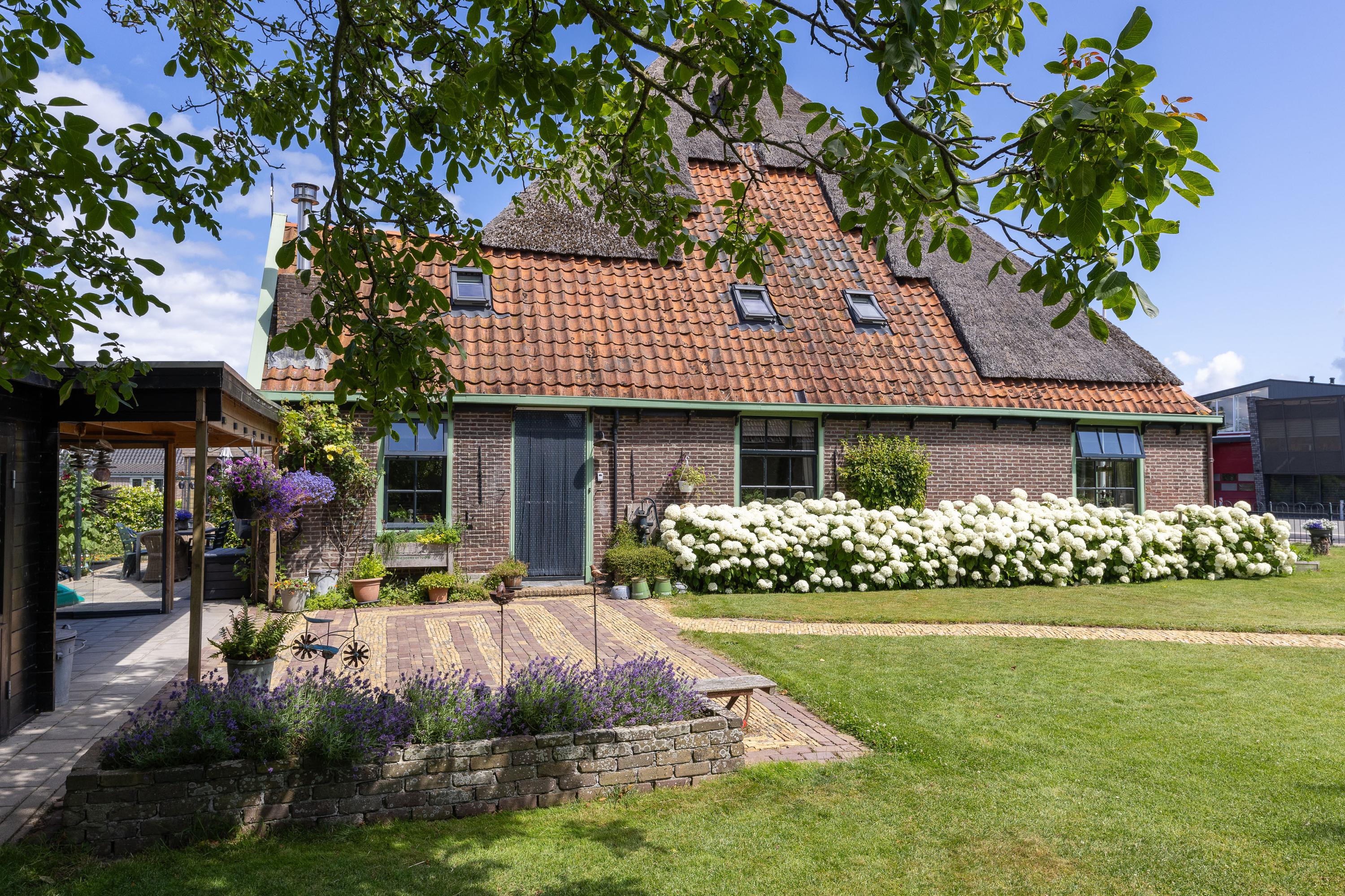 Appartement te koop: Schoolweg 3, Andijk