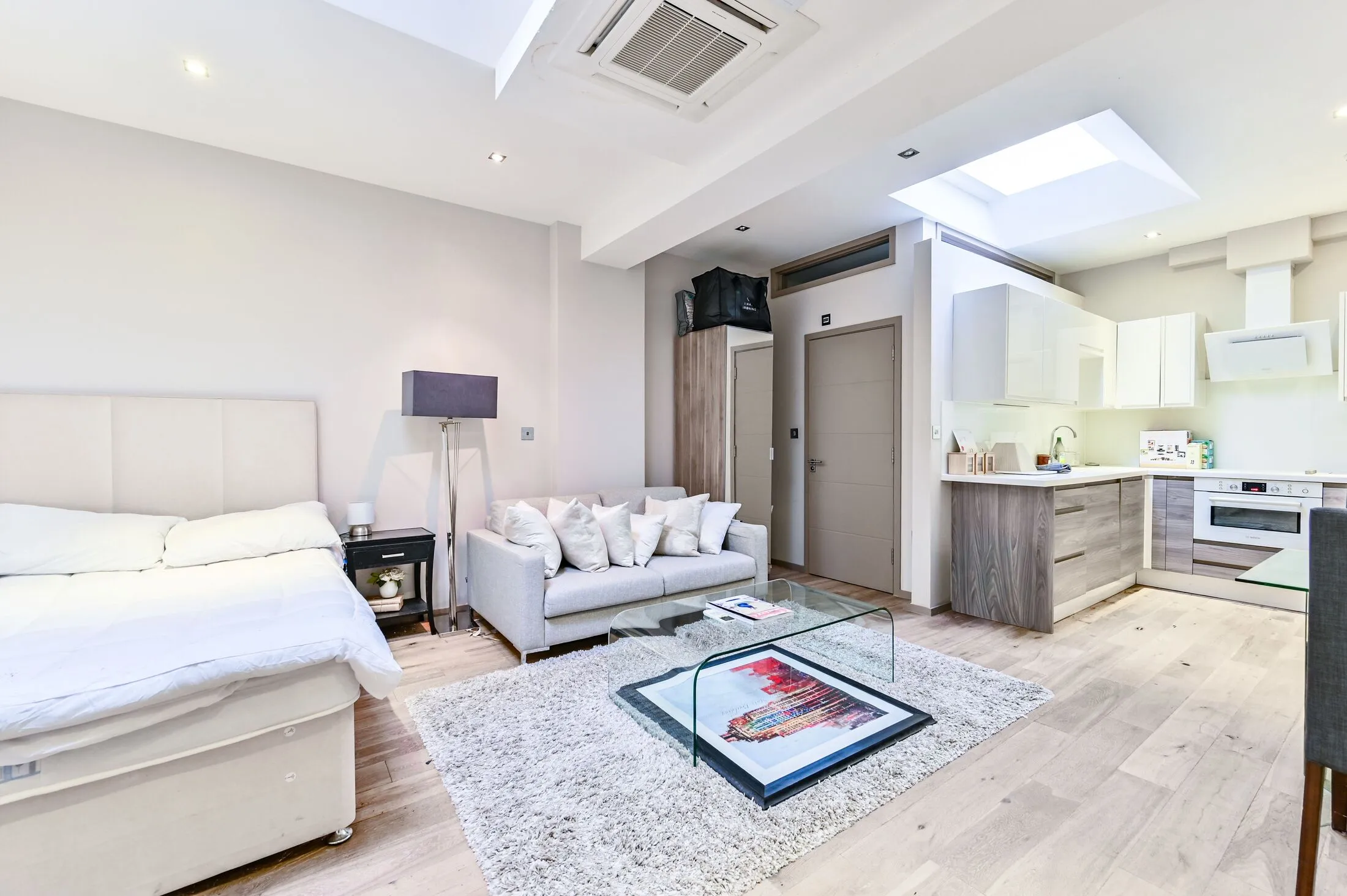 Flat Wilmot Place in Greater London