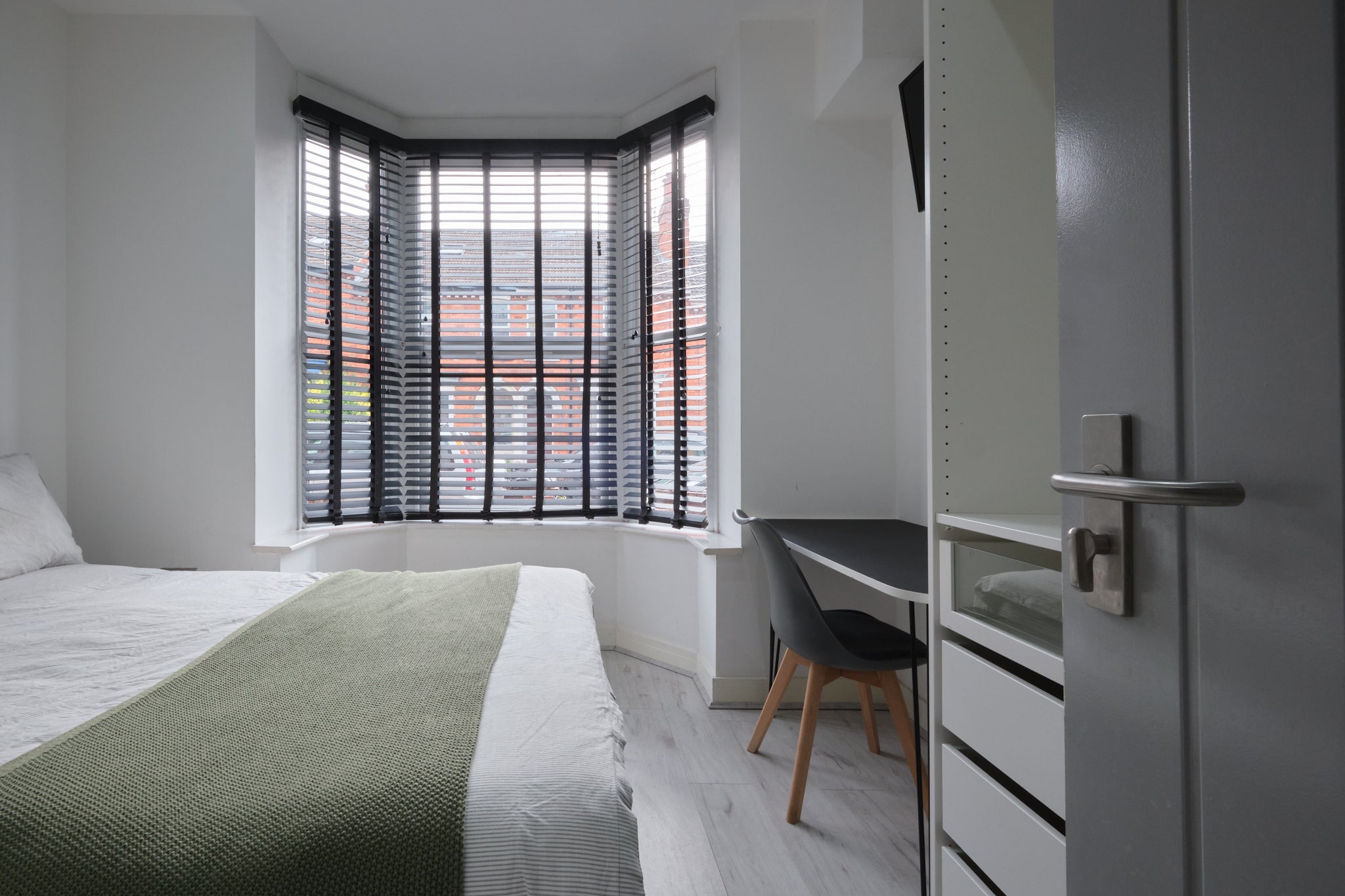Room Avondale Street in Lincoln