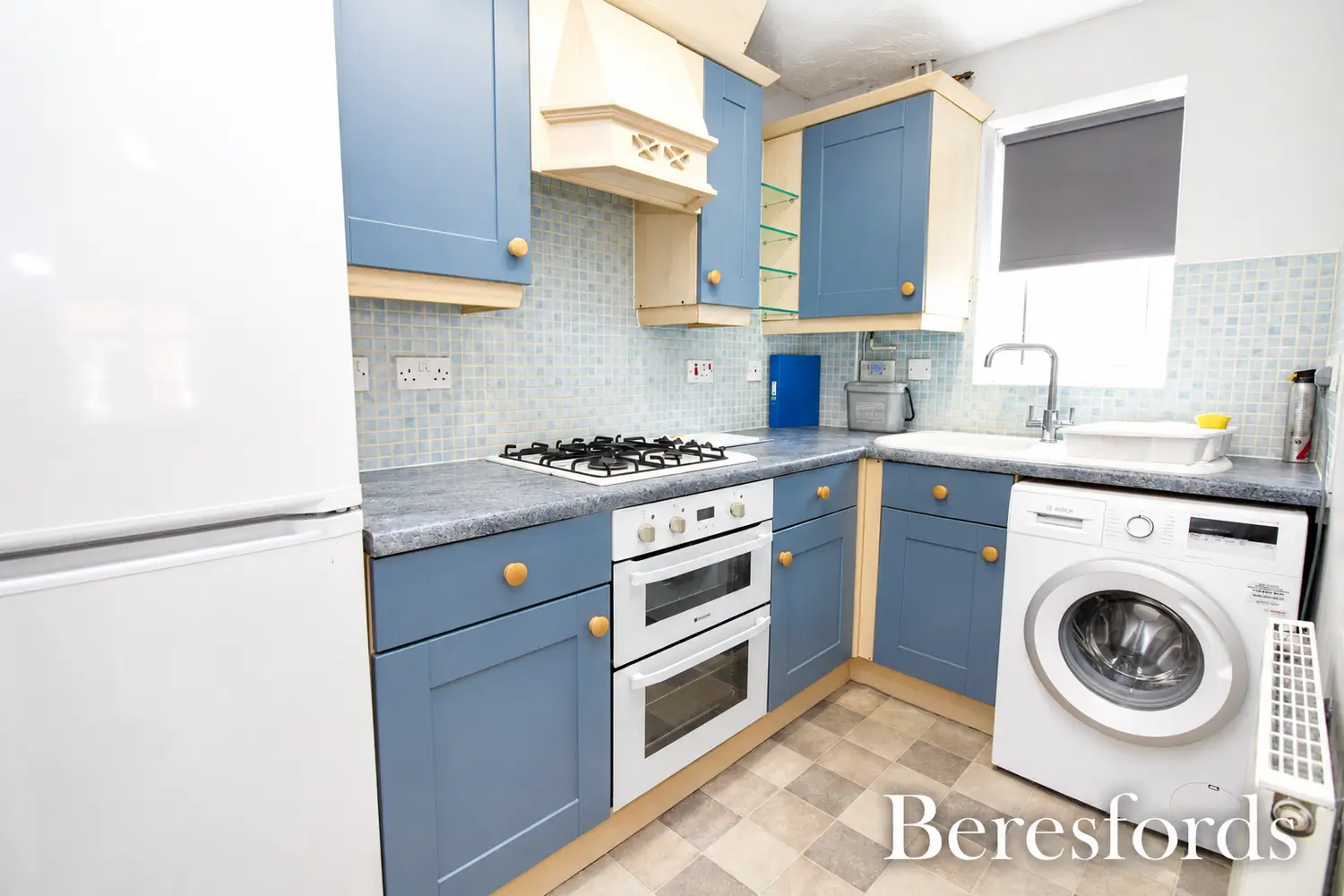 Flat Mary Rose Close in South Ockendon