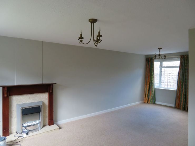House Wellwood Close in Shrewsbury