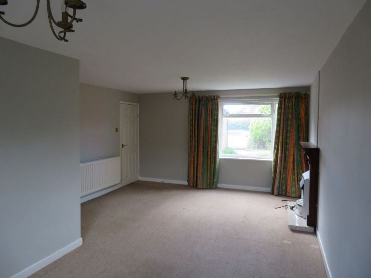 House Wellwood Close in Shrewsbury