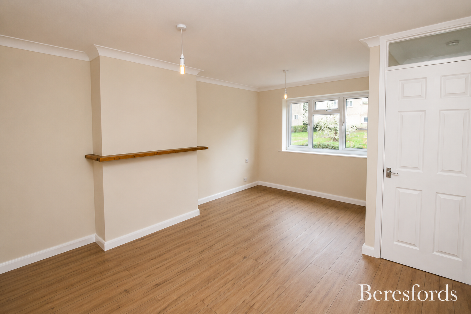 House Trafalgar Way in Billericay