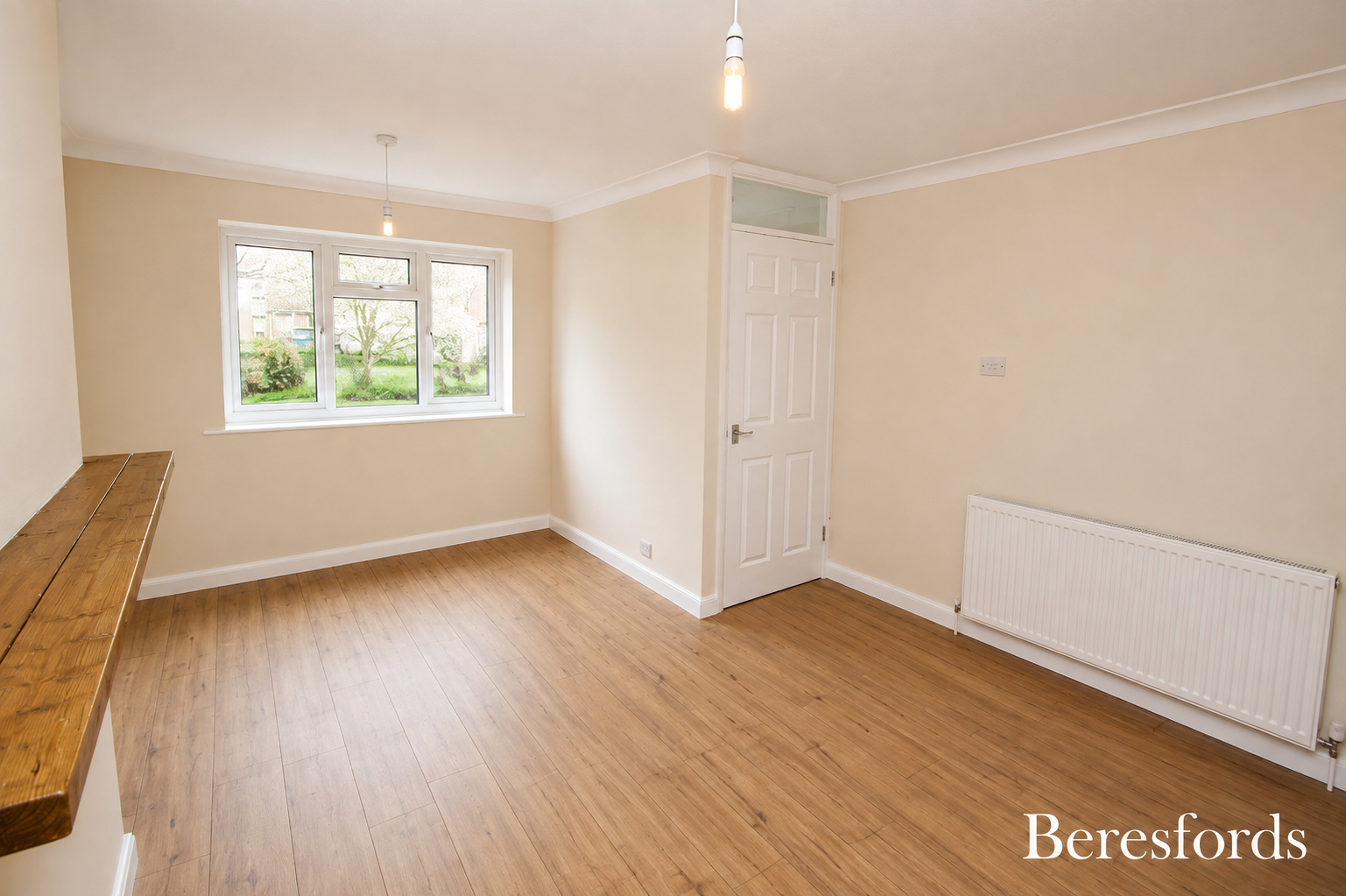 House Trafalgar Way in Billericay