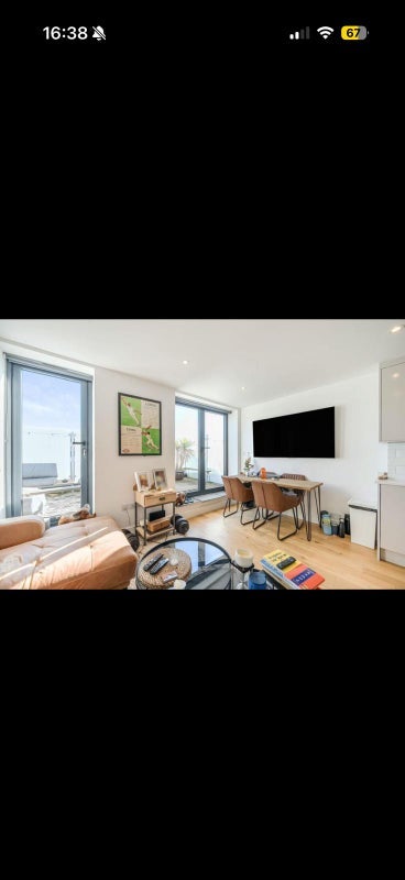 Flat Wilmot Road in Greater London
