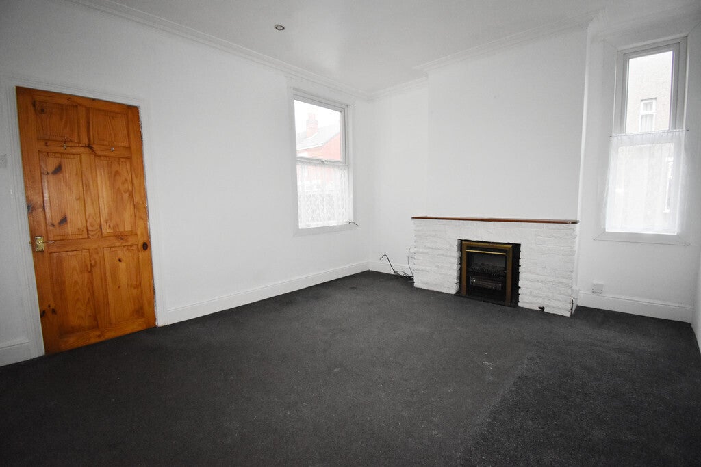Flat Walsgrave Road in Coventry