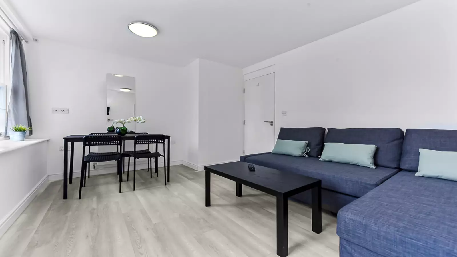 Flat Charlotte Street in Greater London
