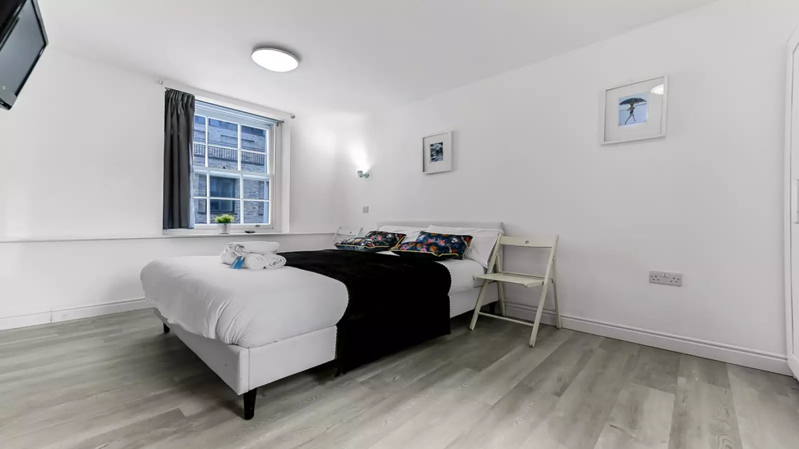 Flat Charlotte Street in Greater London