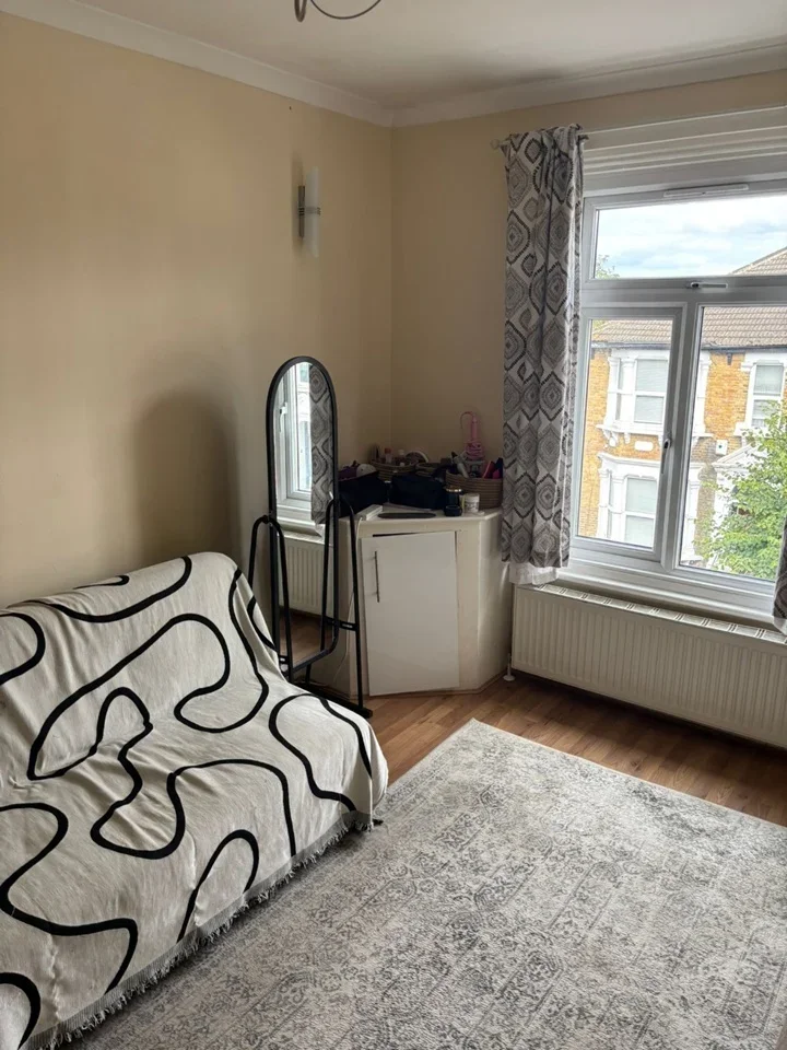 Flat Hither Green Lane in Greater London