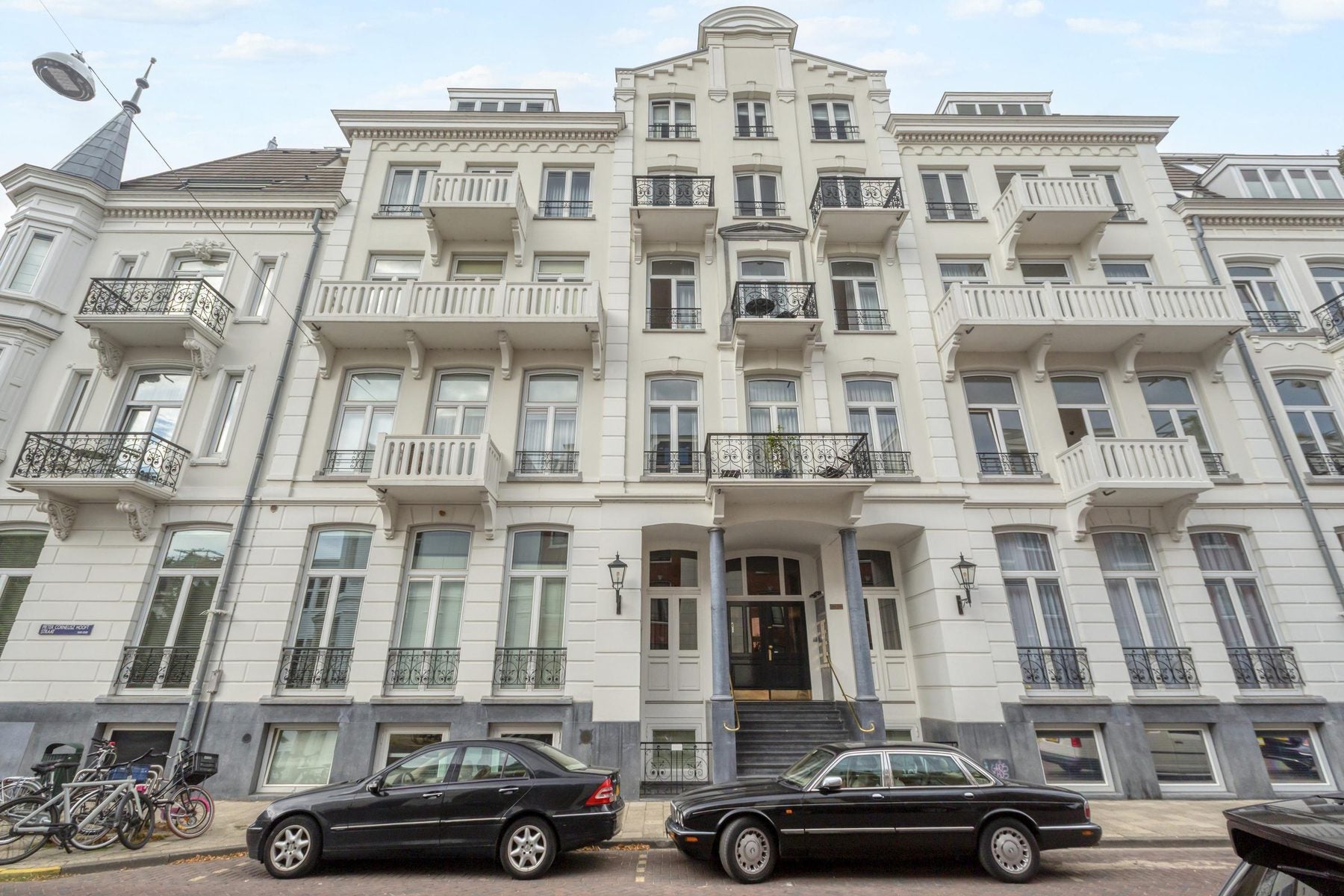 Appartement Pieter Cornelisz. Hooftstraat 188 in Amsterdam