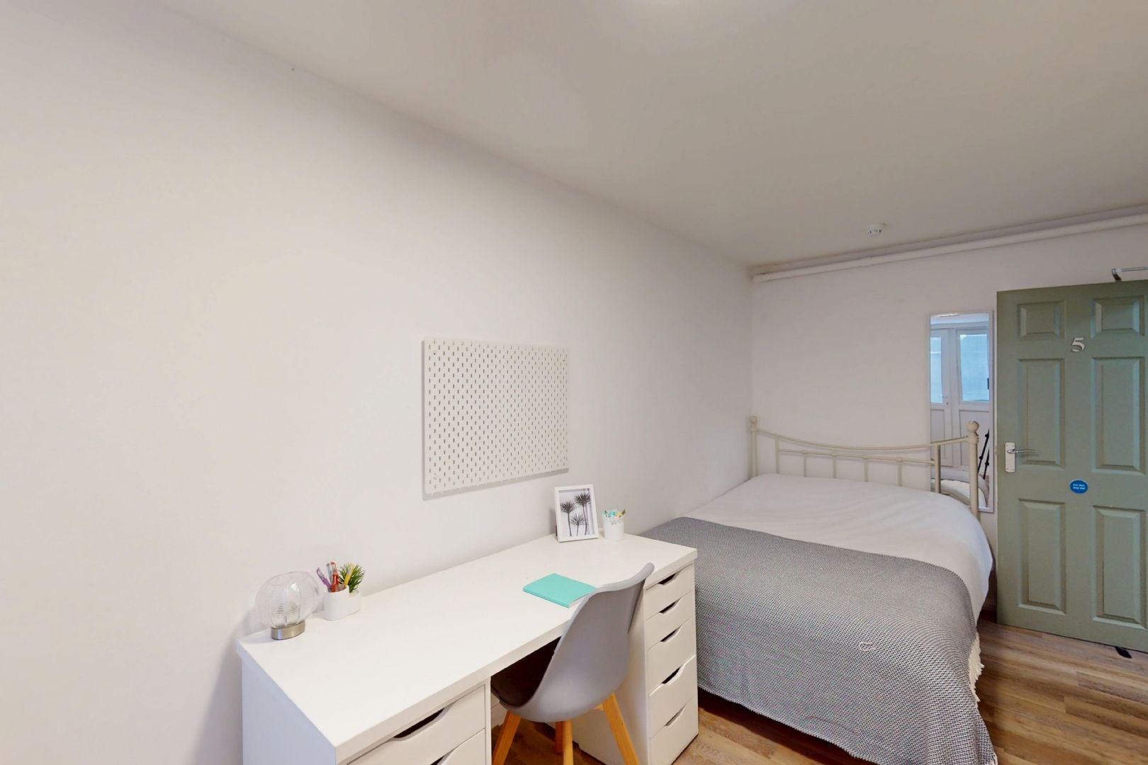 Flat Cranmer Street in Nottingham