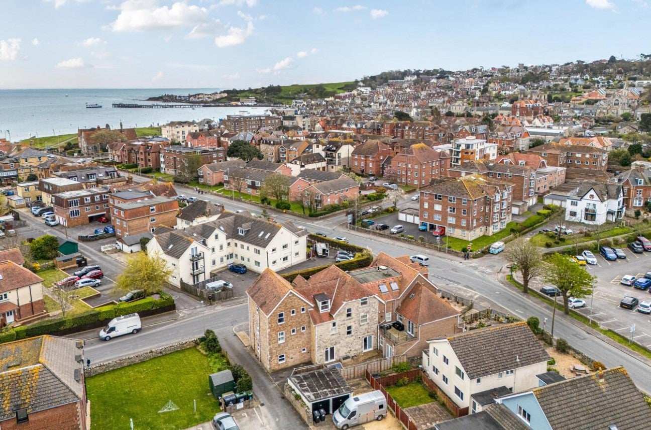 Flat Northbrook Road in Swanage