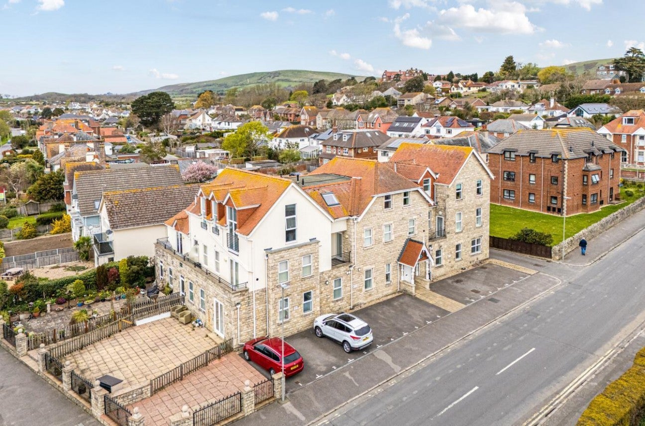 Flat Northbrook Road in Swanage