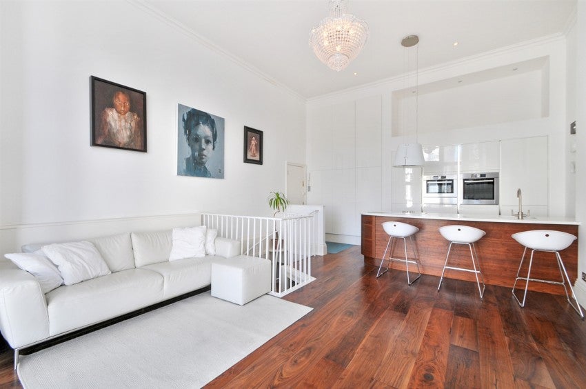 Flat Belsize Park Gardens in Greater London