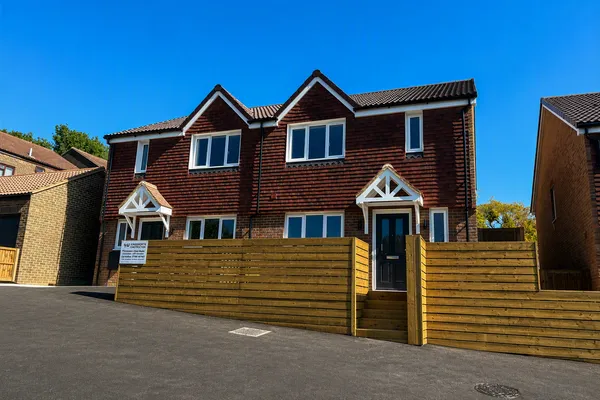 Flat Hilders Farm Close in Wealden