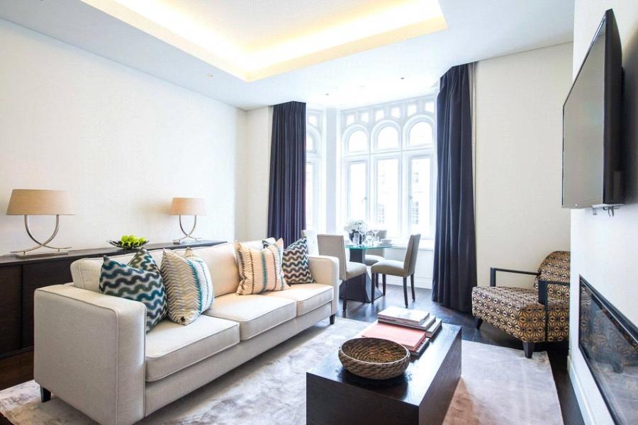 Flat North Audley Street in City of Westminster