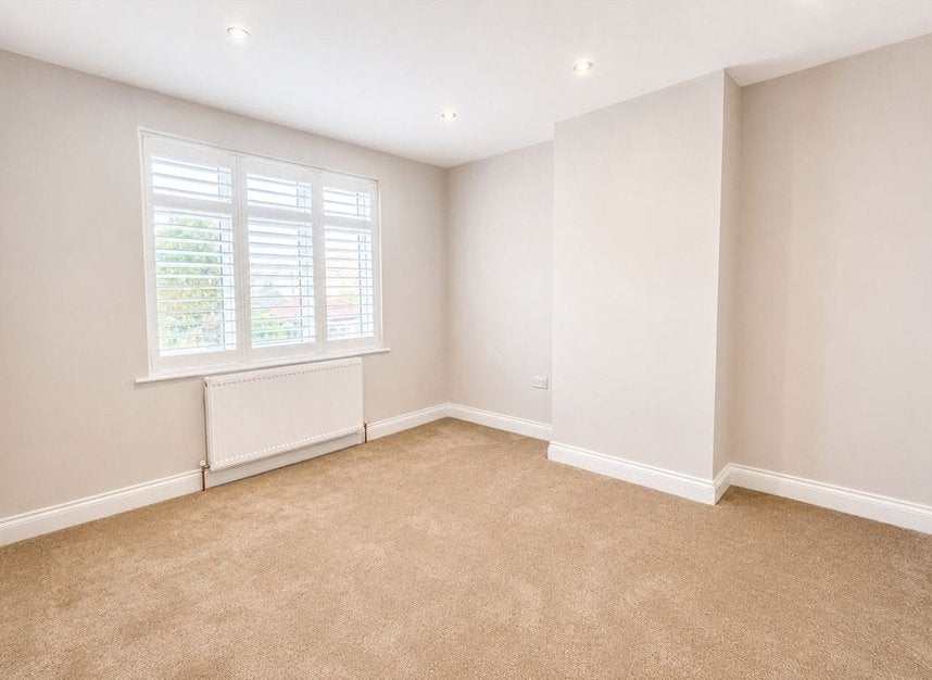 House Worton Gardens in Greater London