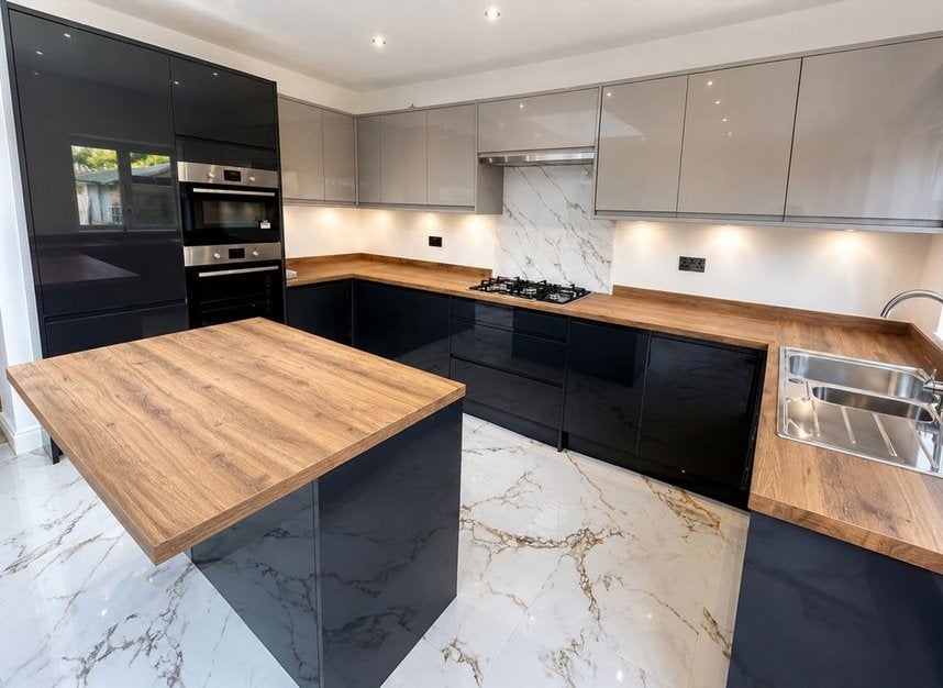 House Worton Gardens in Greater London