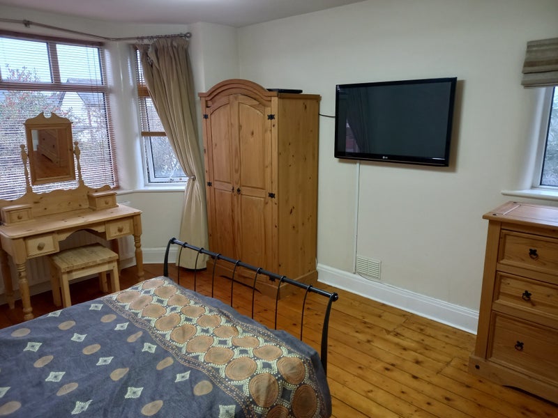 Room Shellfield Road in Southport