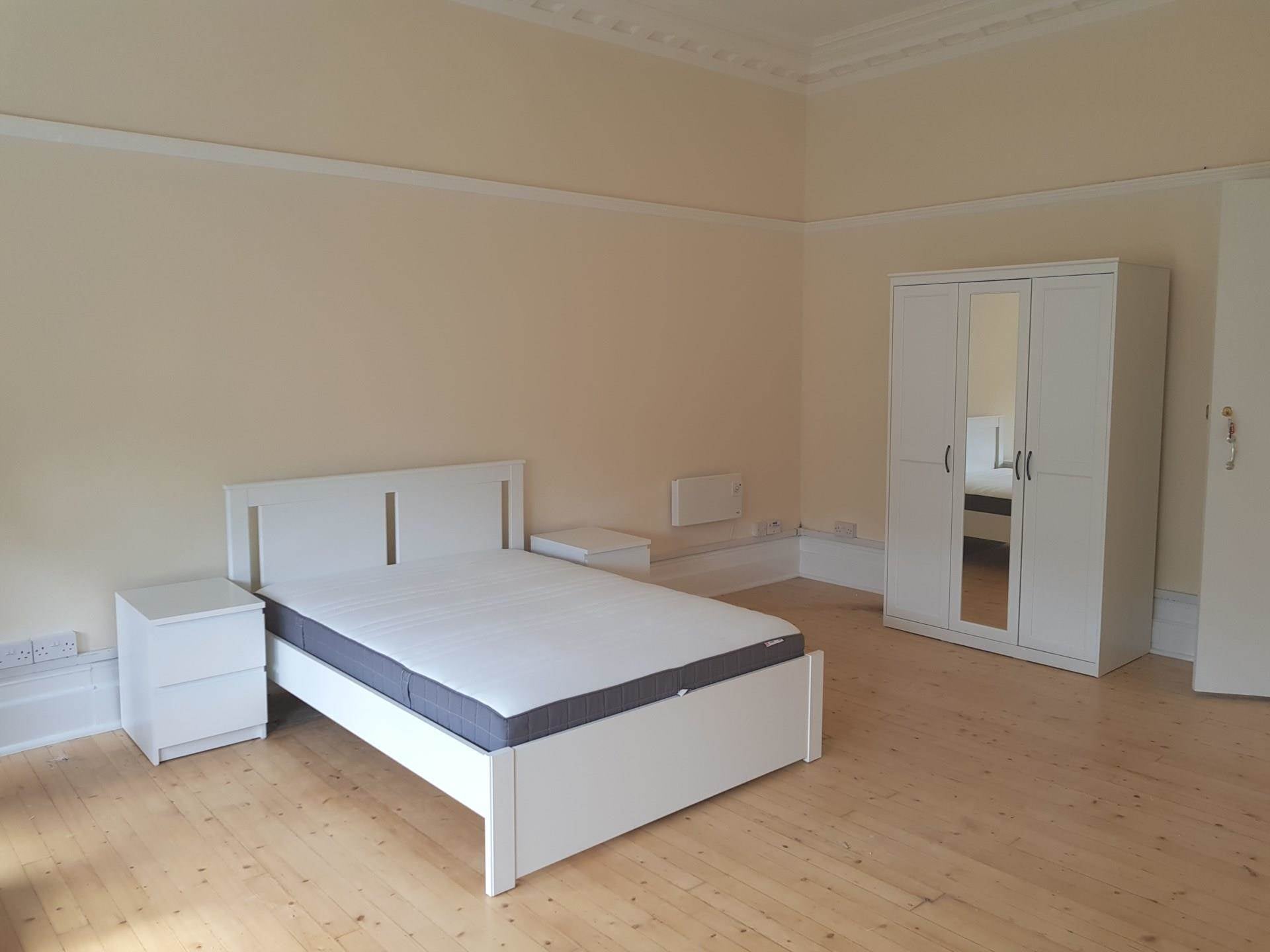 Room Sauchiehall Street in Glasgow