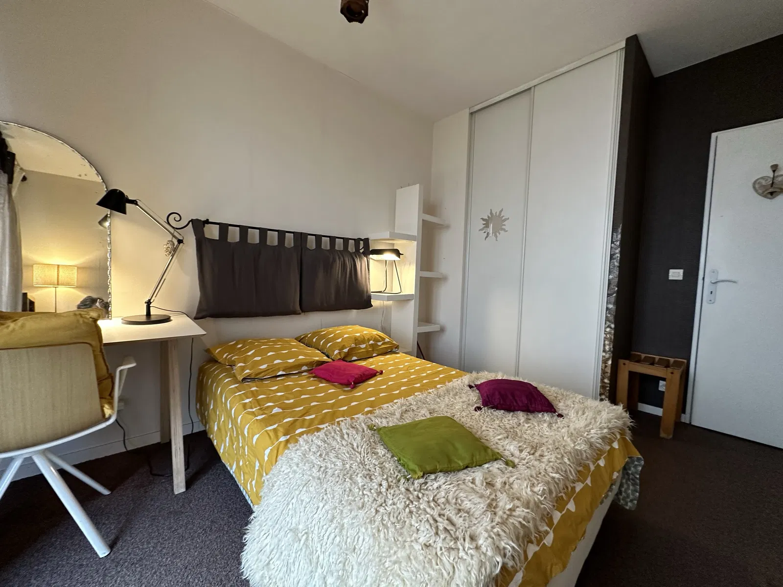 Room Rue de la Justice in Poissy
