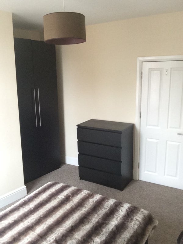 Room Loughborough Road in Nottingham