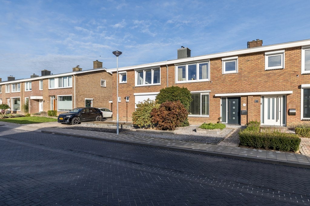 Tussenwoning te koop: Mirbachstraat 21, Voerendaal