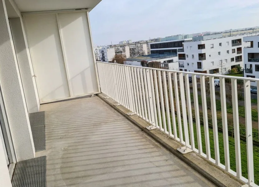 Flat Avenue de la Garonne in Floirac